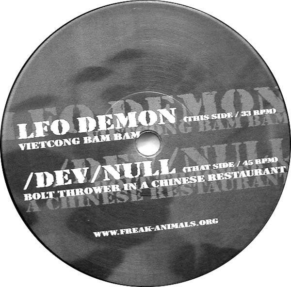 Dev/Null vs. LFO Demon : Untitled (7", Ltd)