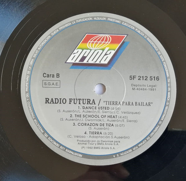 Radio Futura : Tierra Para Bailar (LP, Album)